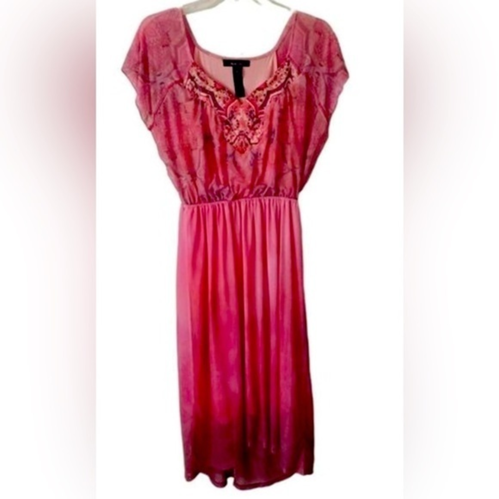 VINTAGE Style& Co M Floral Beaded Neckline‎ Solid Pink Bottom  Hi Lo Med